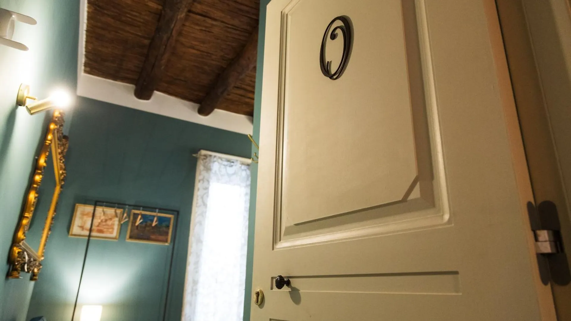 I Leoni Di Rosaroll Bed & Breakfast Naples