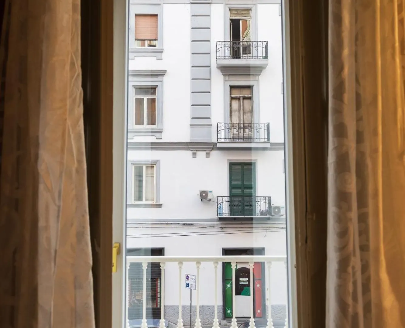 I Leoni Di Rosaroll Bed & Breakfast Naples
